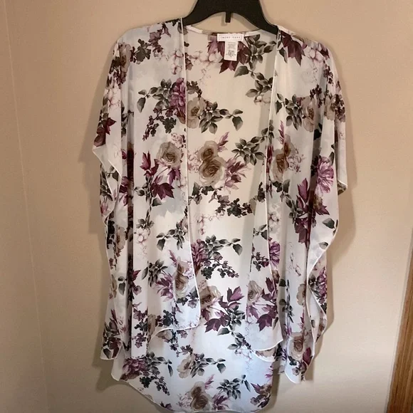 Emory Park Kimono - Picture 2 of 2